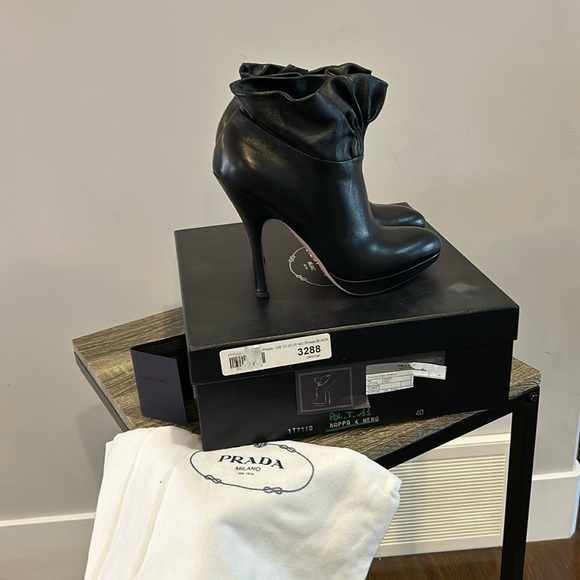 Prada Black Leather Bootie Ruffle Platform Heel size 40/10 - Picture 2 of 15